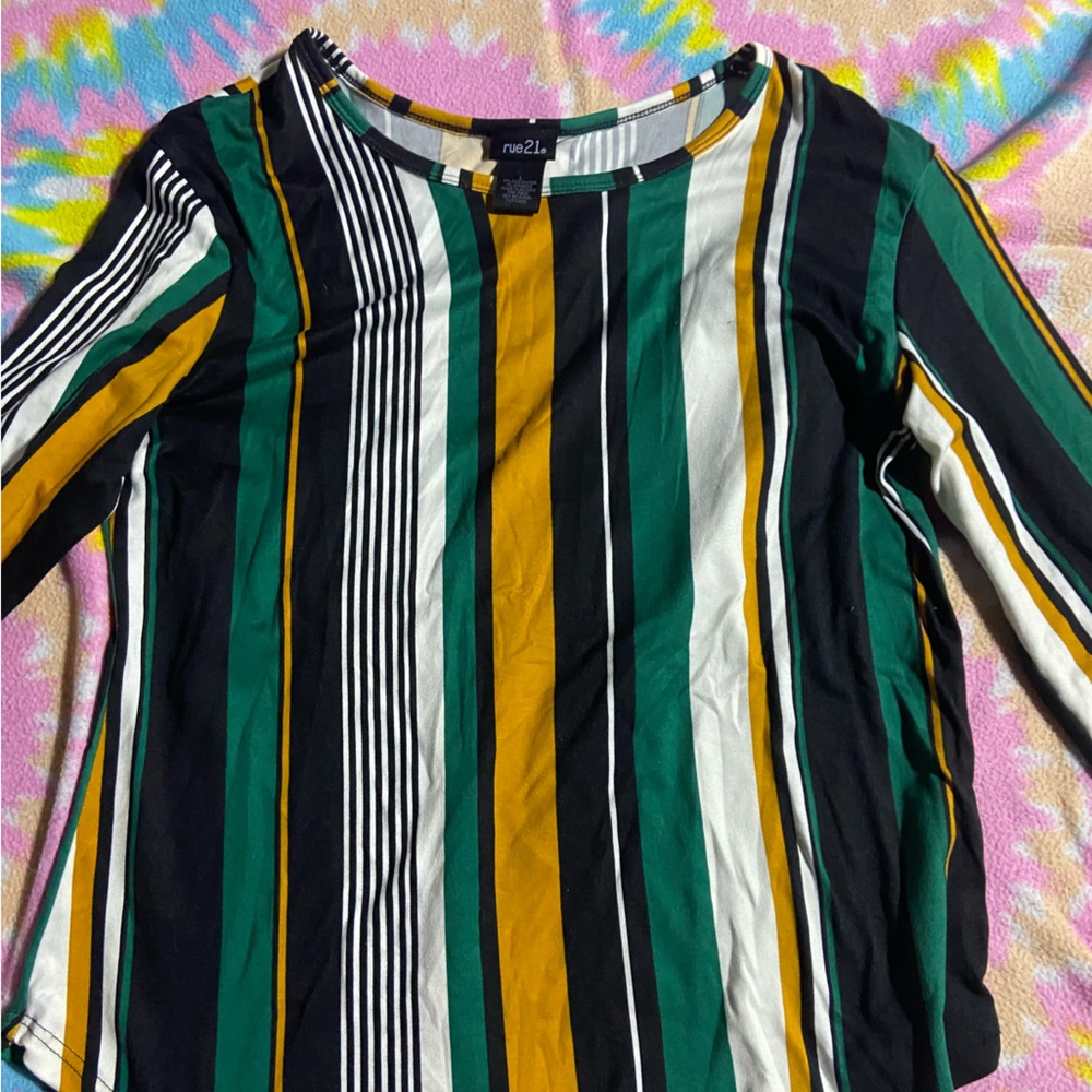 Rue 21 long sleeve shirt